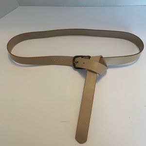 Genuine leather belt made to tie